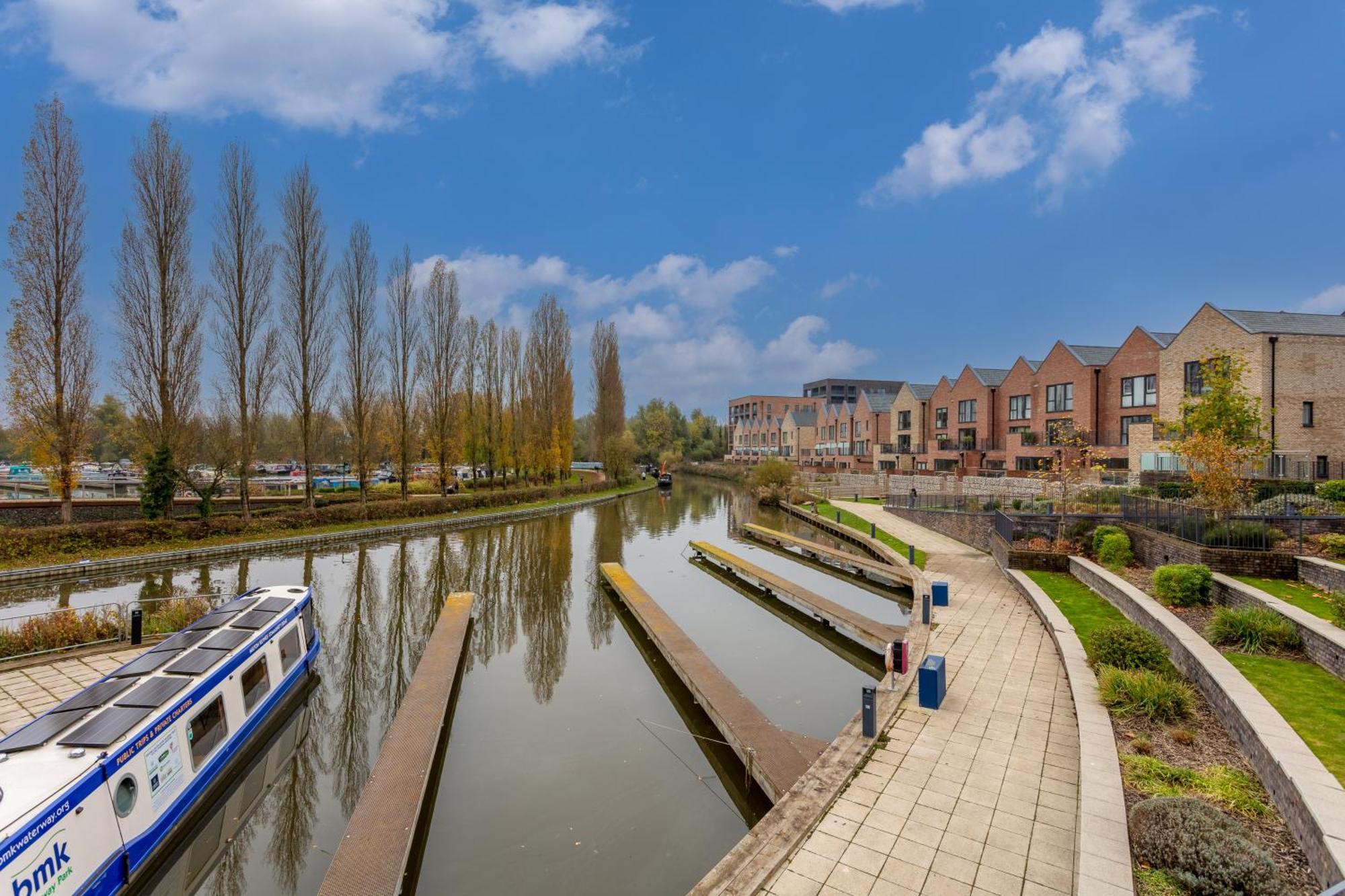 Penthouse Apartment - City Centre - Secure Parking, Balcony, Self-Check-In, Fast Wifi And Smart Tv With Netflix By Yoko Property Milton Keynes Exterior foto