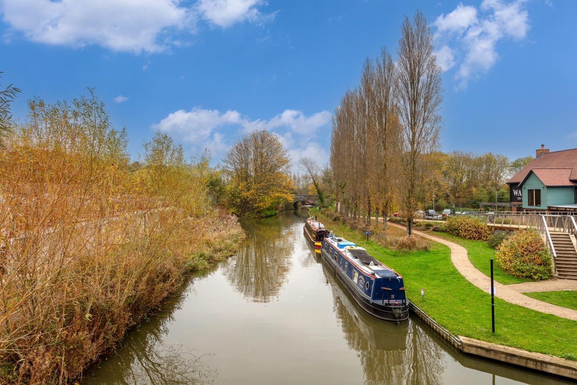 Penthouse Apartment - City Centre - Secure Parking, Balcony, Self-Check-In, Fast Wifi And Smart Tv With Netflix By Yoko Property Milton Keynes Exterior foto