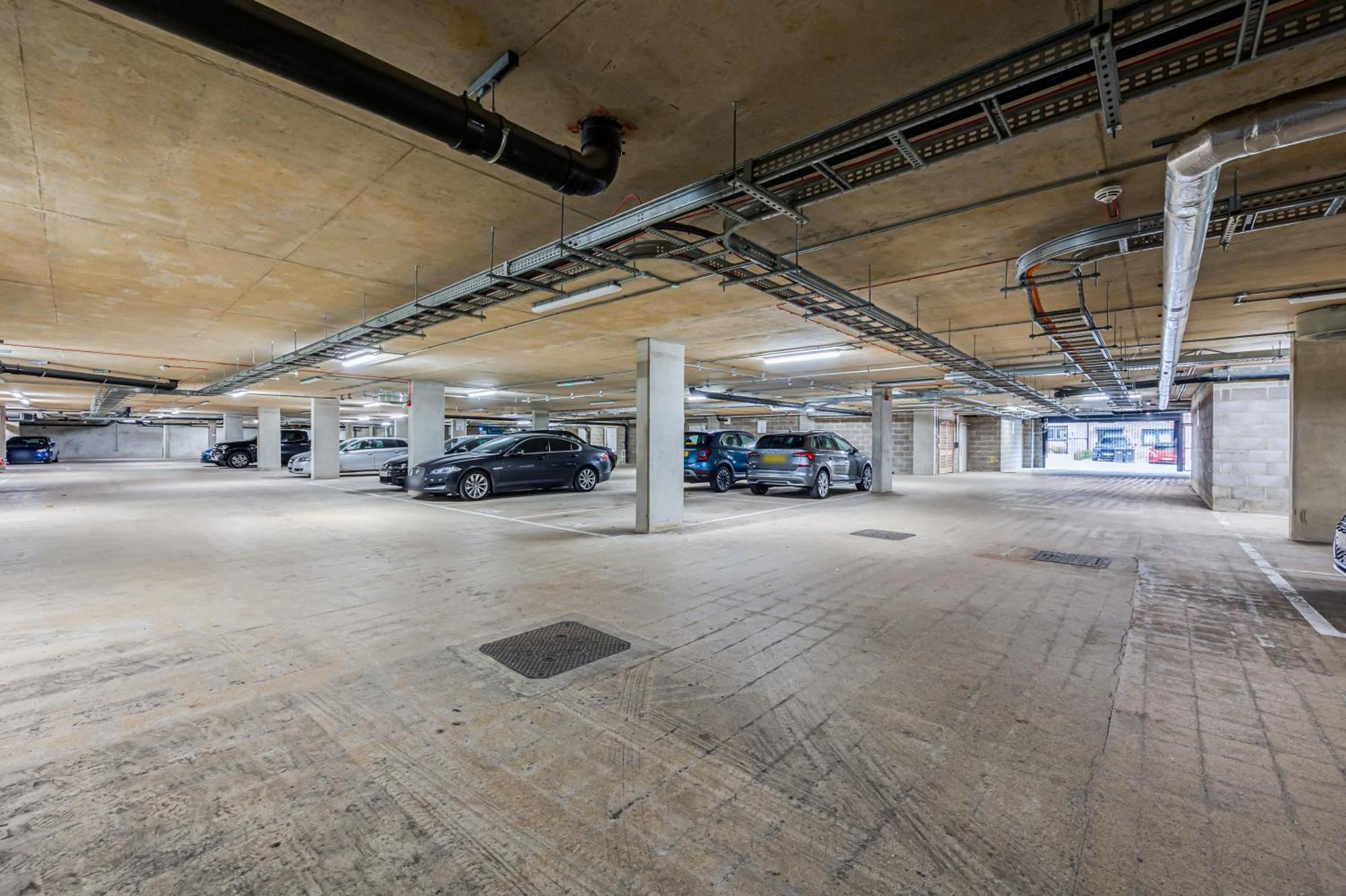Penthouse Apartment - City Centre - Secure Parking, Balcony, Self-Check-In, Fast Wifi And Smart Tv With Netflix By Yoko Property Milton Keynes Exterior foto