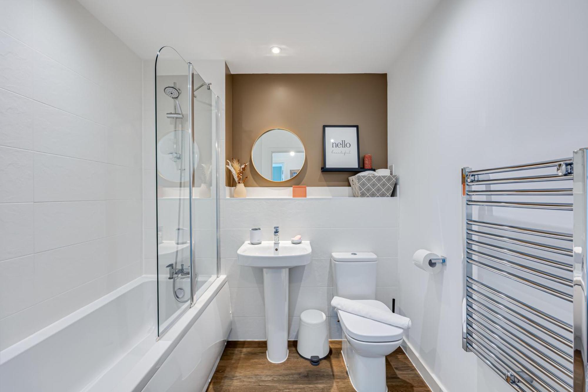 Penthouse Apartment - City Centre - Secure Parking, Balcony, Self-Check-In, Fast Wifi And Smart Tv With Netflix By Yoko Property Milton Keynes Exterior foto